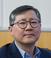 이사 박홍근